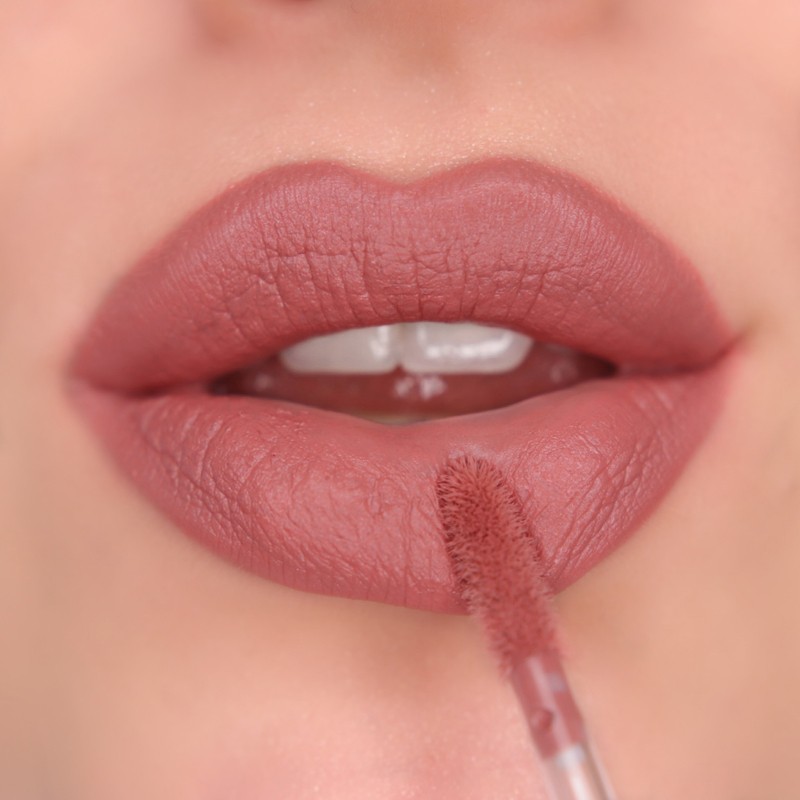 Rouge à Lèvres Liquide " IRL Whipped Lip Crème " caramel