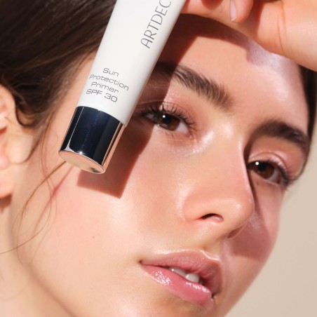 Base De Teint " Protection Solaire SPF30 "
