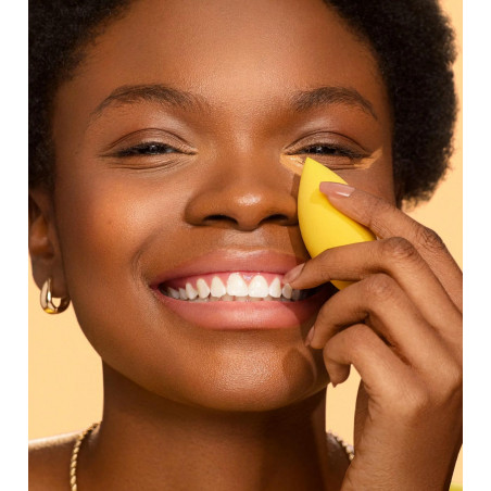 Sponge " Miracle Concealer "