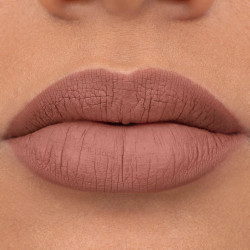 Liquid Lipstick " 8h matte " N°01