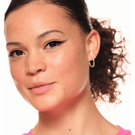 Eyeliner & Correct  " Line It Like A Pro ! "