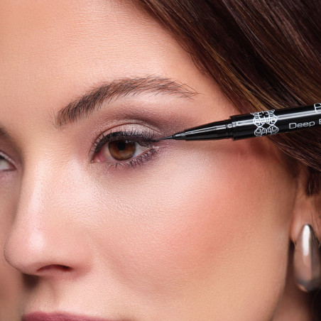 Eyeliner " Deep Black "